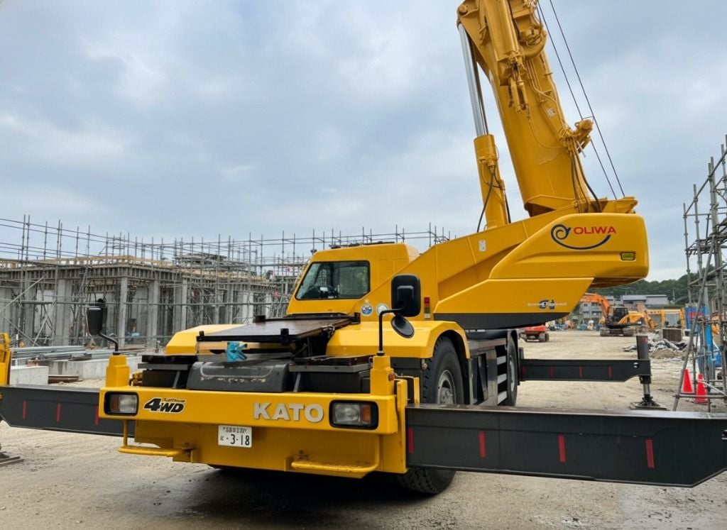 Thị trường cẩu Kato 50 tấn