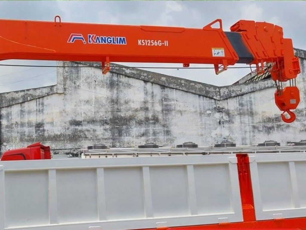 Cẩu Kanglim 6,6 tấn KS1256G-II