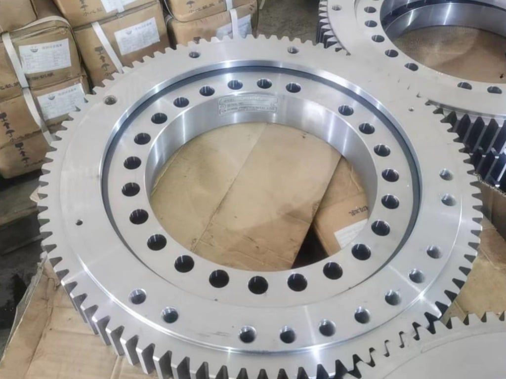 Mâm quay toa cẩu Tadano 3-5 tấn hãng Shinil
