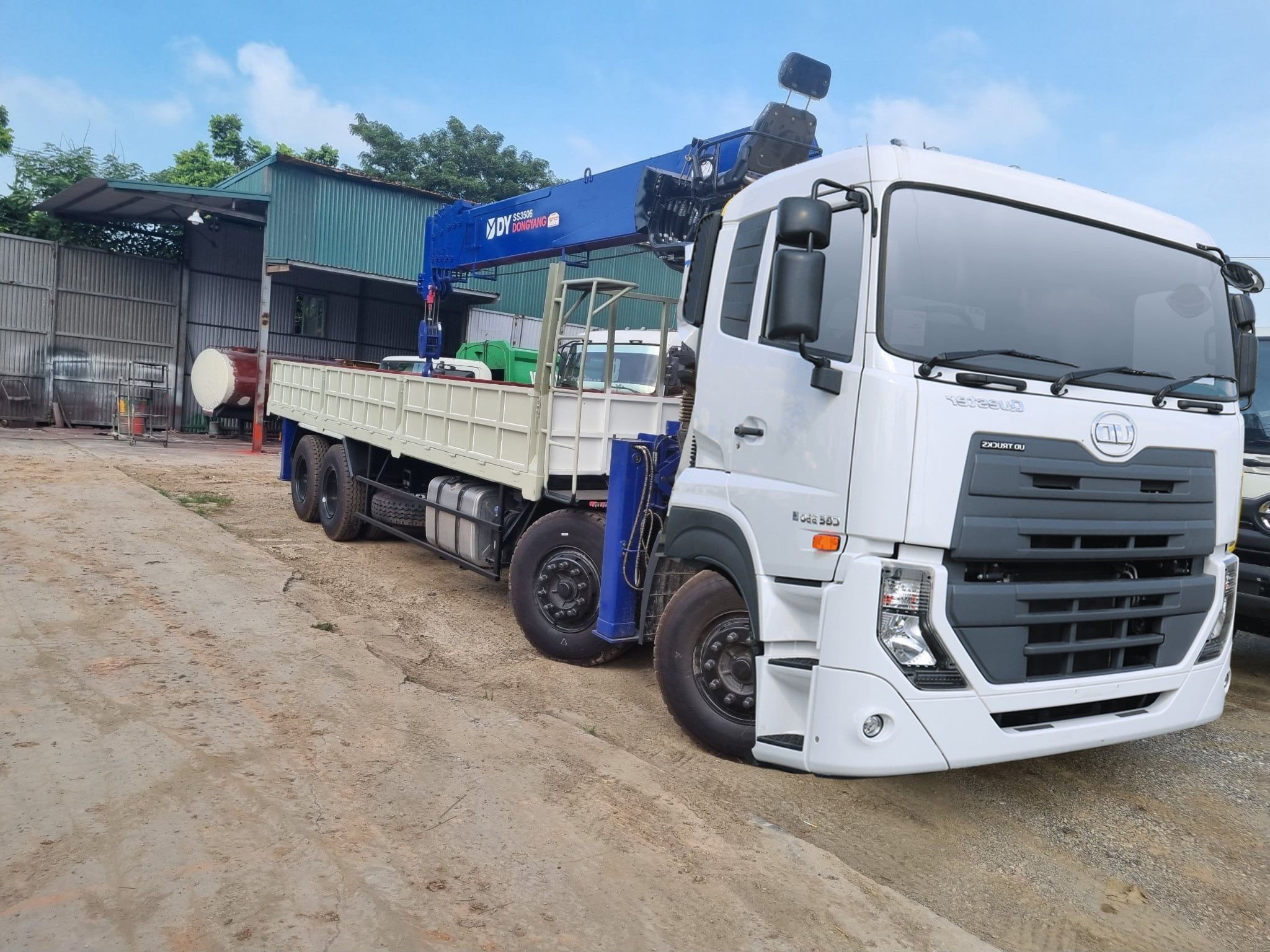 SS3506 6 đoạn đạt bán kính 25,2 m, xử lý được công trình có vật cản phía trước.