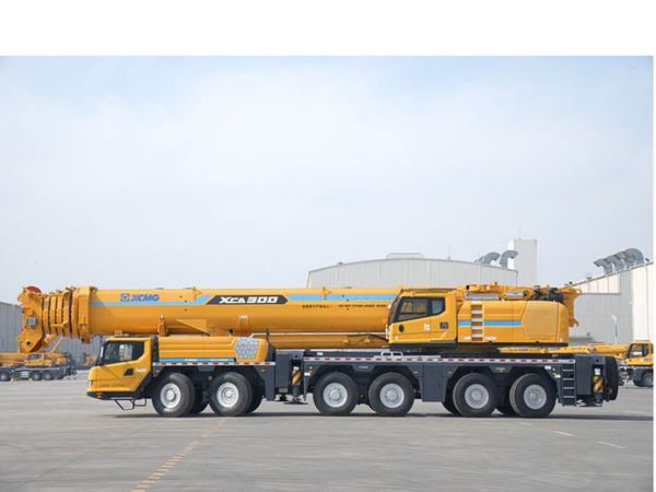 Xe Cẩu bánh lốp 300 tấn XCMG XCA300H