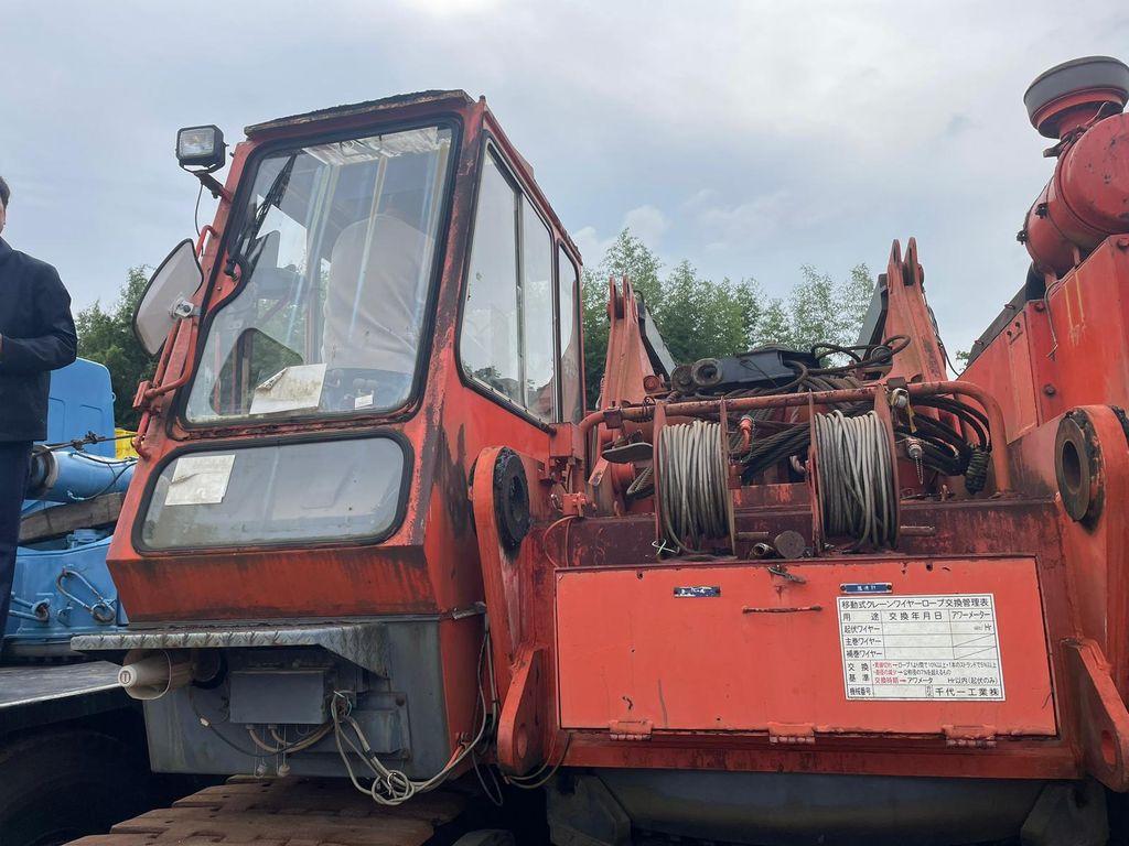 XE CẨU BÁNH XÍCH IHI CCH800 – 80 TẤN đời 1993