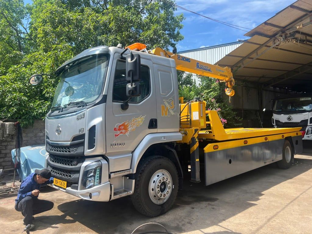 Xe Cứu Hộ Giao Thông Chenglong M3 Gắn Cẩu XCMG GSQS125TL-5 45 ngày giao xe