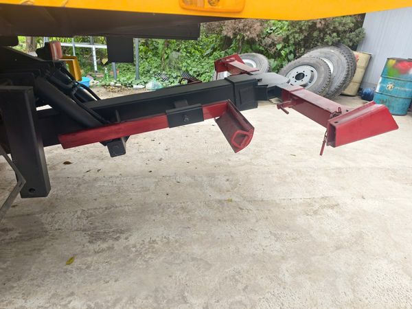 càng kéo trên xe cứu hộ 3 chức năng Howo