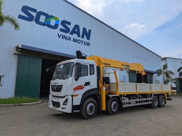 Xecẩu 15 tấn SCS1516