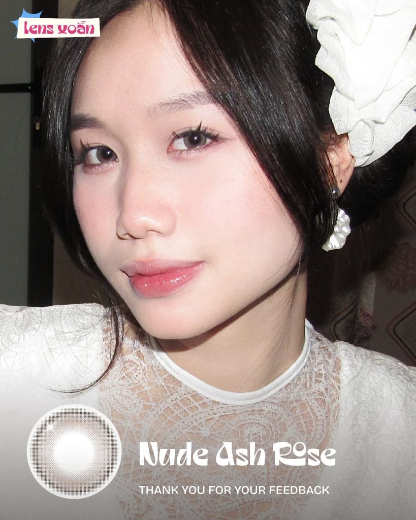 Ảnh feedback Nude Ash Rose kết hợp hoa cài tóc và trang phục ren trắng