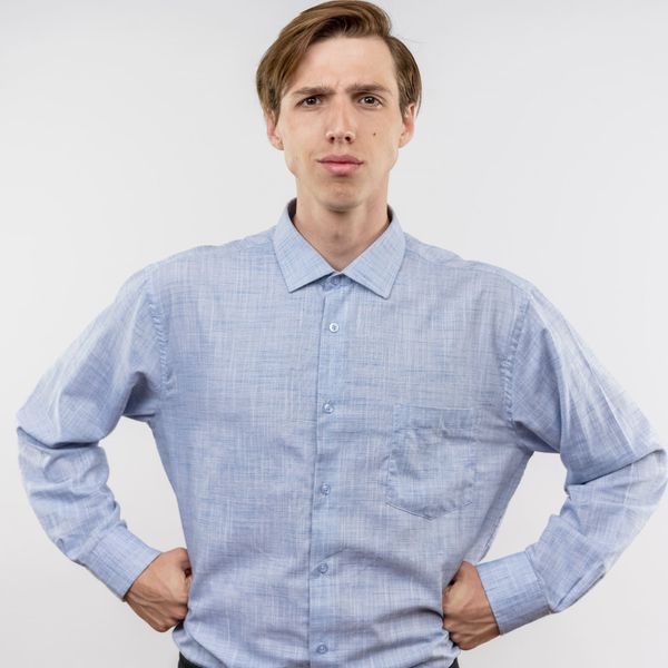 Cách xử lý áo sơ mi nam rộng thùng thình hiệu quả 100%