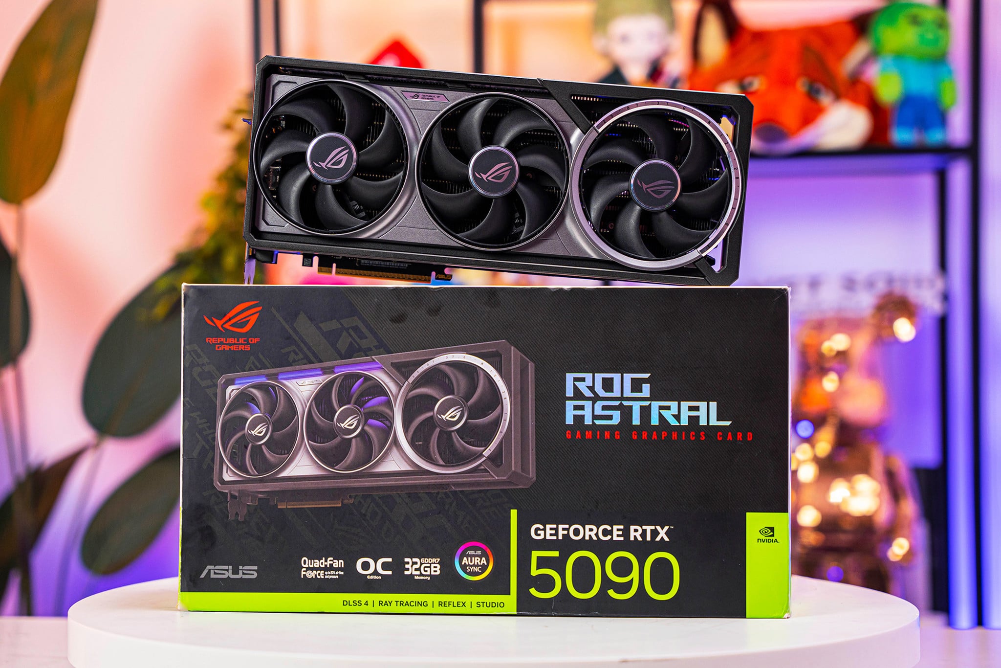 Card màn hình ASUS ROG Series 50