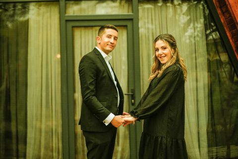 Hương thơm cho vợ chồng hòa khí cuối năm: 5 mùi giúp giảm căng thẳng gia đình