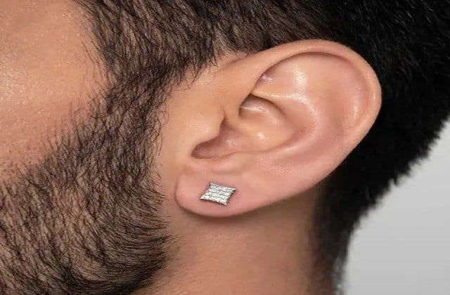 [GIẢI ĐÁP] Con Trai Nên Bấm Lỗ Tai Bên Nào?