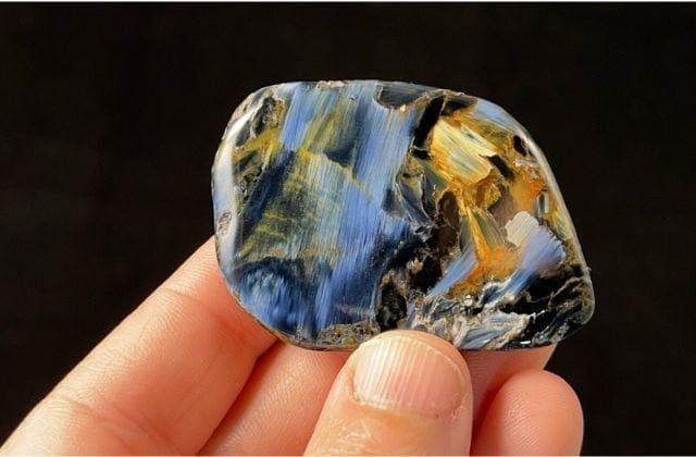 What is Pietersite Storm Stone? Choosing a Stone That Matches Your Element
