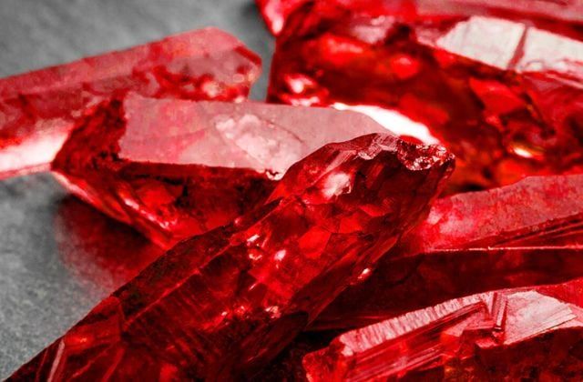 Ruby (Garnet): Origin, Characteristics, and Feng Shui Significance