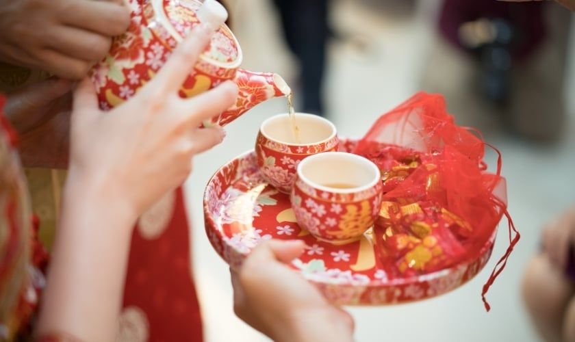 Sính Lễ Cưới Người Hoa Hồm Những Gì?