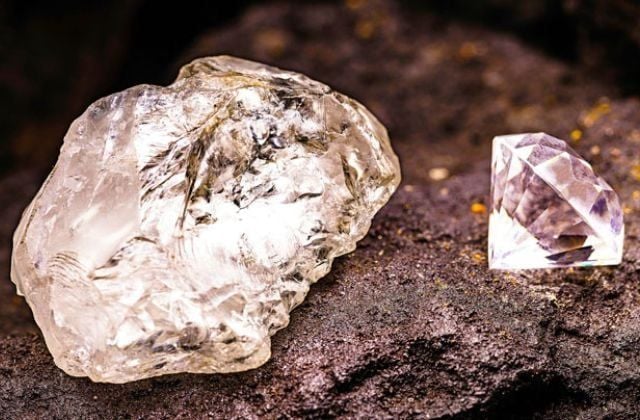 Kim Cương Hé Lộ Quá Trình Hình Thành Trái Đất