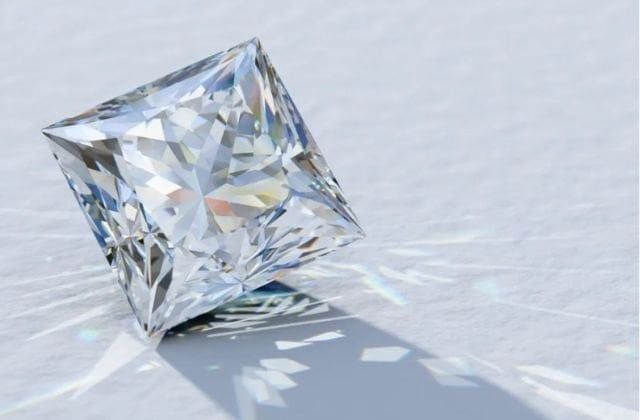 What is a Princess Cut Diamond Called? What Jewelry is it Suitable For?