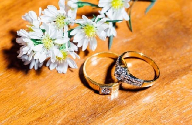 Is Losing a Wedding Ring Bad Luck?