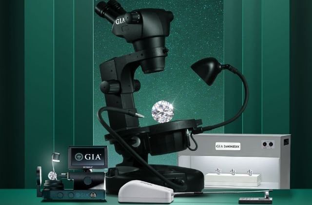 Khám Phá 4 Công Nghệ Kiểm Định Kim Cương Hiện Đại Nhất GIA Hiện Nay