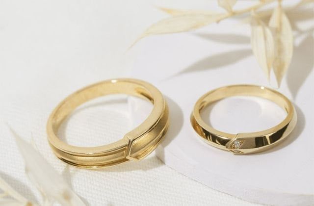 Nhẫn Cưới Vàng Tây Giá Bao Nhiêu? Nên Mua Nhẫn Loại Nào?