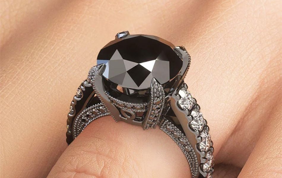 Top 5 Mẫu Nhẫn Kim Cương Đen Nam Nữ Phong Cách