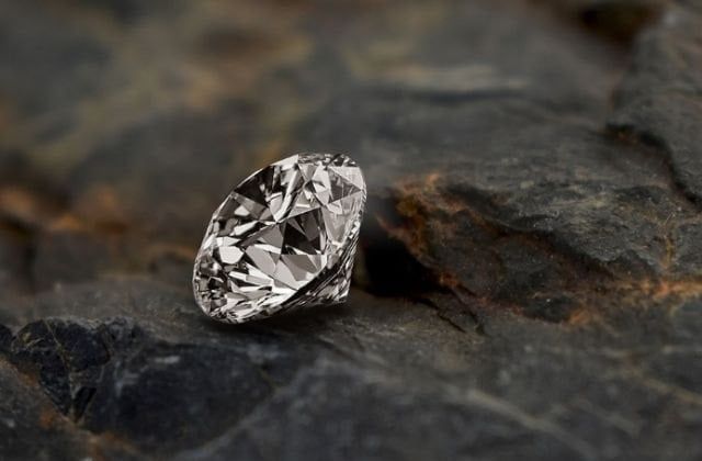 What Do Diamonds Symbolize?