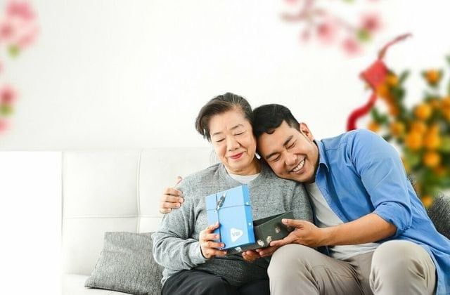 20+ mẫu trang sức tặng mẹ 20/10 ý nghĩa nhất