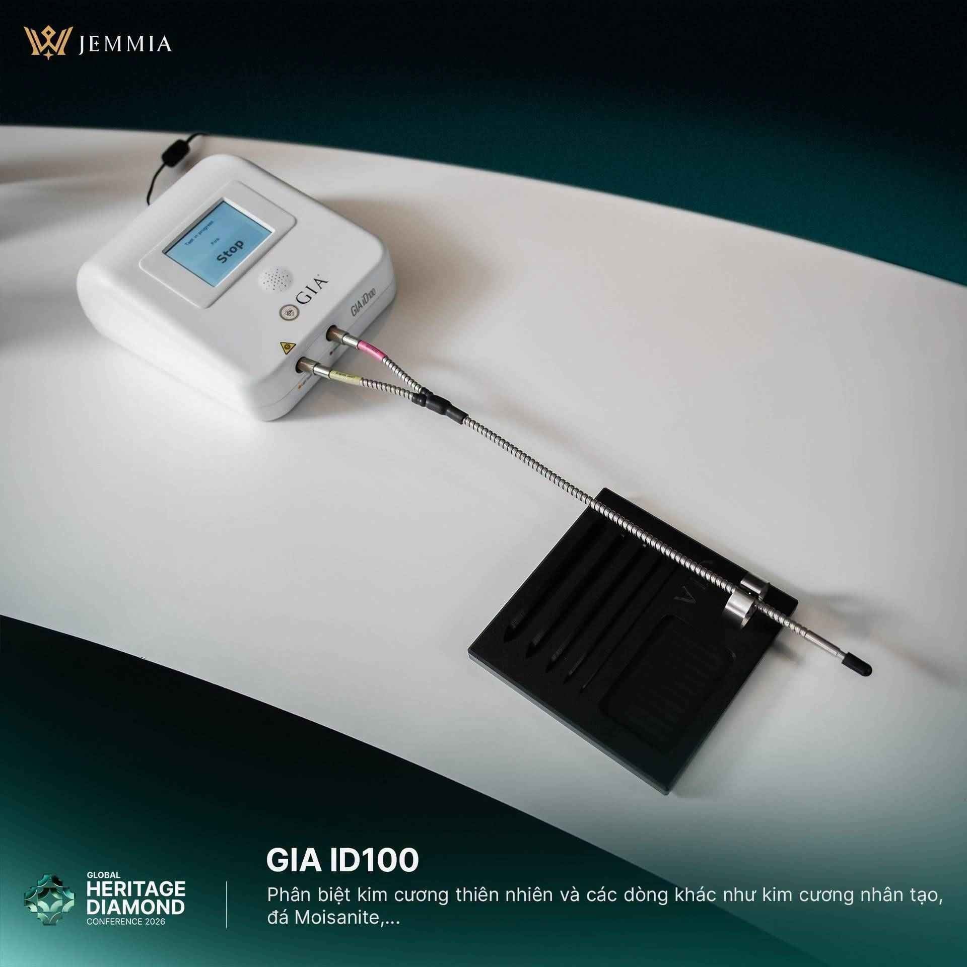 GIA ID100® – Thiết bị nhận diện và phân loại kim cương thiên nhiên