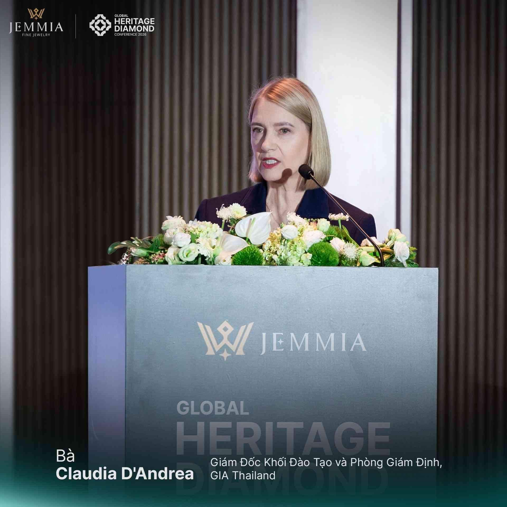 bà Claudia D'Andrea chia sẻ về công nghệ kiểm định quốc tế đảm bảo tính minh bạch của chất lượng kim cương