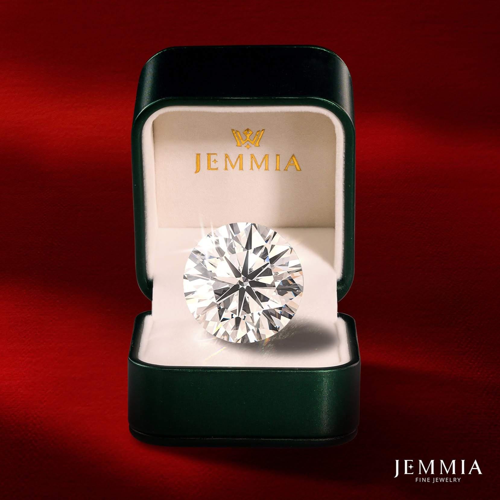 4ly5 diamond is considered a symbol of luck and happiness