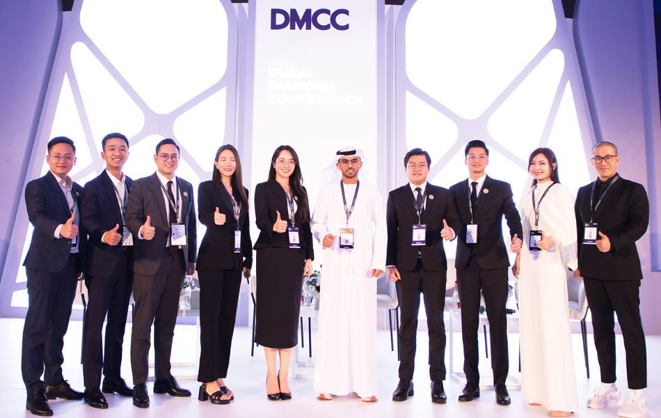 hương hiệu kim cương Việt Nam, là việc chính thức trở thành thành viên của Trung tâm Đa hàng hoá Dubai (DMCC) và Sàn giao dịch kim cương Dubai (DDE) từ tháng 6/2025