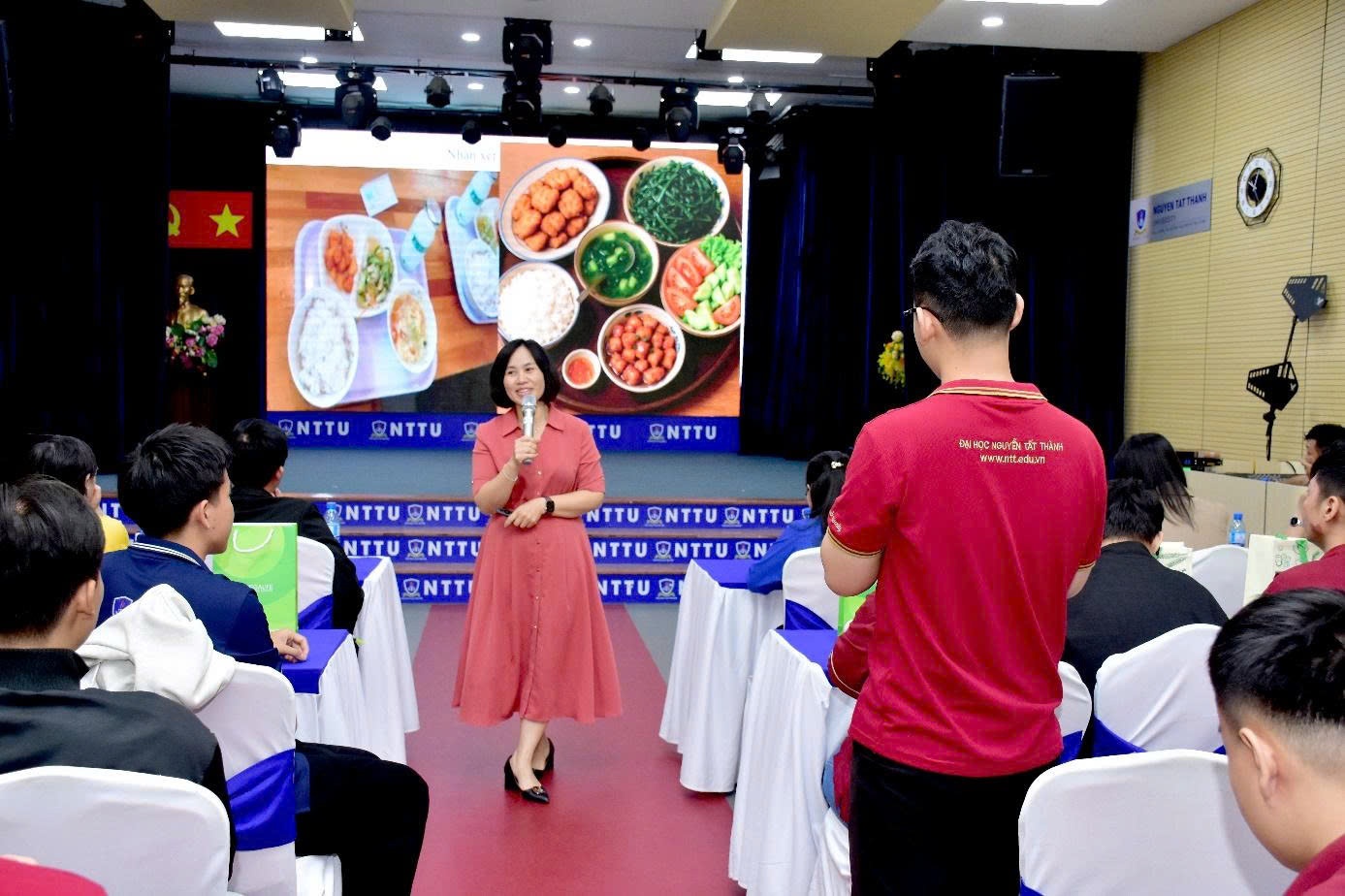 NHÂN SỰ KẾ THỪA NGÀNH Y TIẾP TỤC LAN TỎA TẠI ĐẠI HỌC NGUYỄN TẤT THÀNH