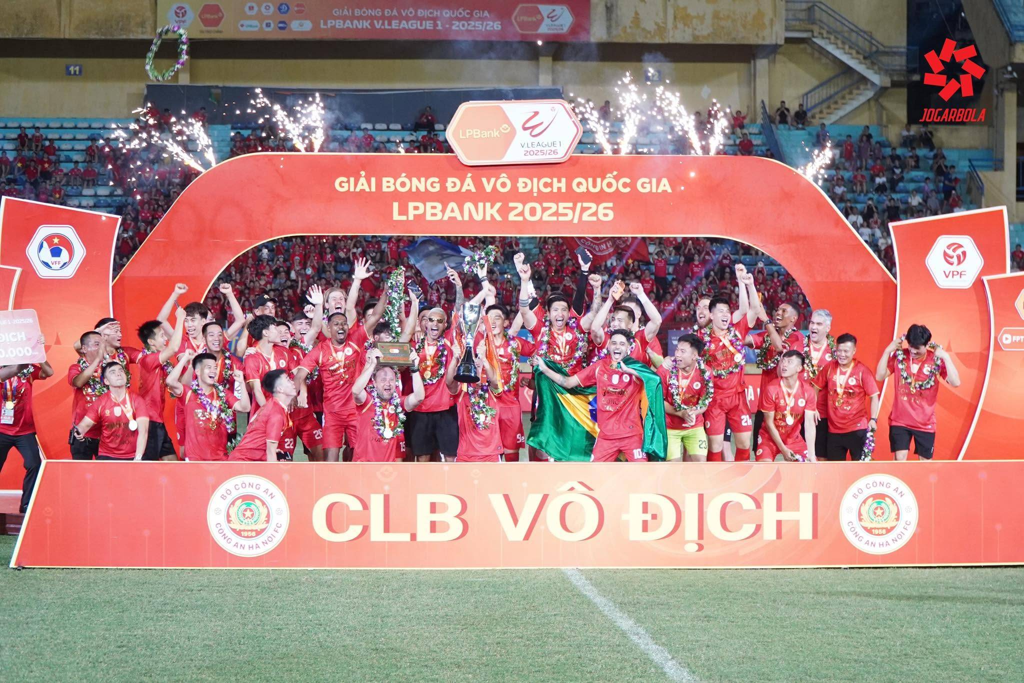Áo Champions V.League 2025/26: Dấu Ấn Nhà Vô Địch CAHN
