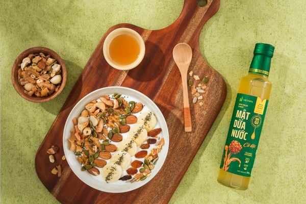 Câu Chuyện Sản Phẩm Mật Dừa Nước Cô Đặc Hữu Cơ Vietnipa