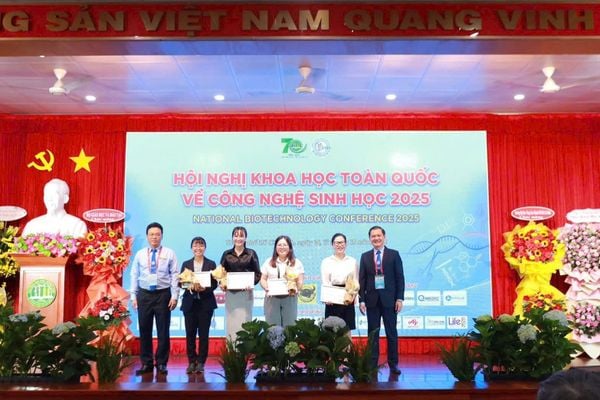 Viet Anh Scientific hân hạnh là nhà tài trợ tham dự Hội nghị Toàn quốc về Công nghệ Sinh học 2025