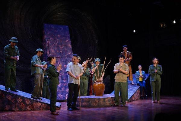 Âm vang người lính - Bản hùng ca đánh thức niềm tự hào sân khấu Việt