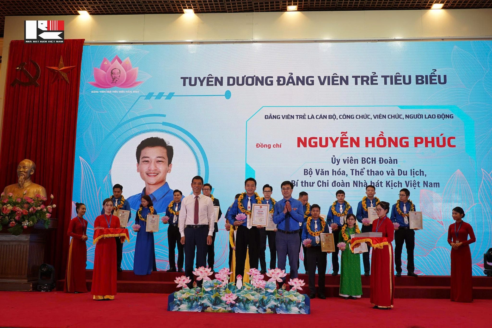 Tự hào Nhà hát Kịch Việt Nam có đại diện trong 95 đảng viên trẻ tiêu biểu học tập và làm theo lời Bác năm 2025