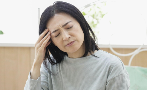 Mãn Kinh Ảnh Hưởng Thế Nào Đến Sức Khỏe Tim Mạch Và Xương Khớp Của Phụ Nữ?