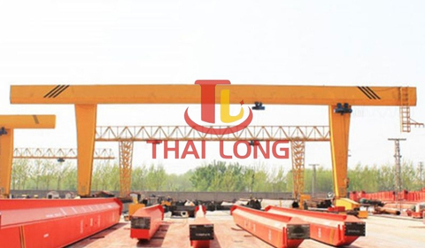 Ứng dụng cổng trục dầm đơn trong nhà xưởng và bãi hàng