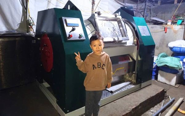 Máy giặt CN 50kg 3 pha chân mềm tới Mỹ Hào, Hưng Yên