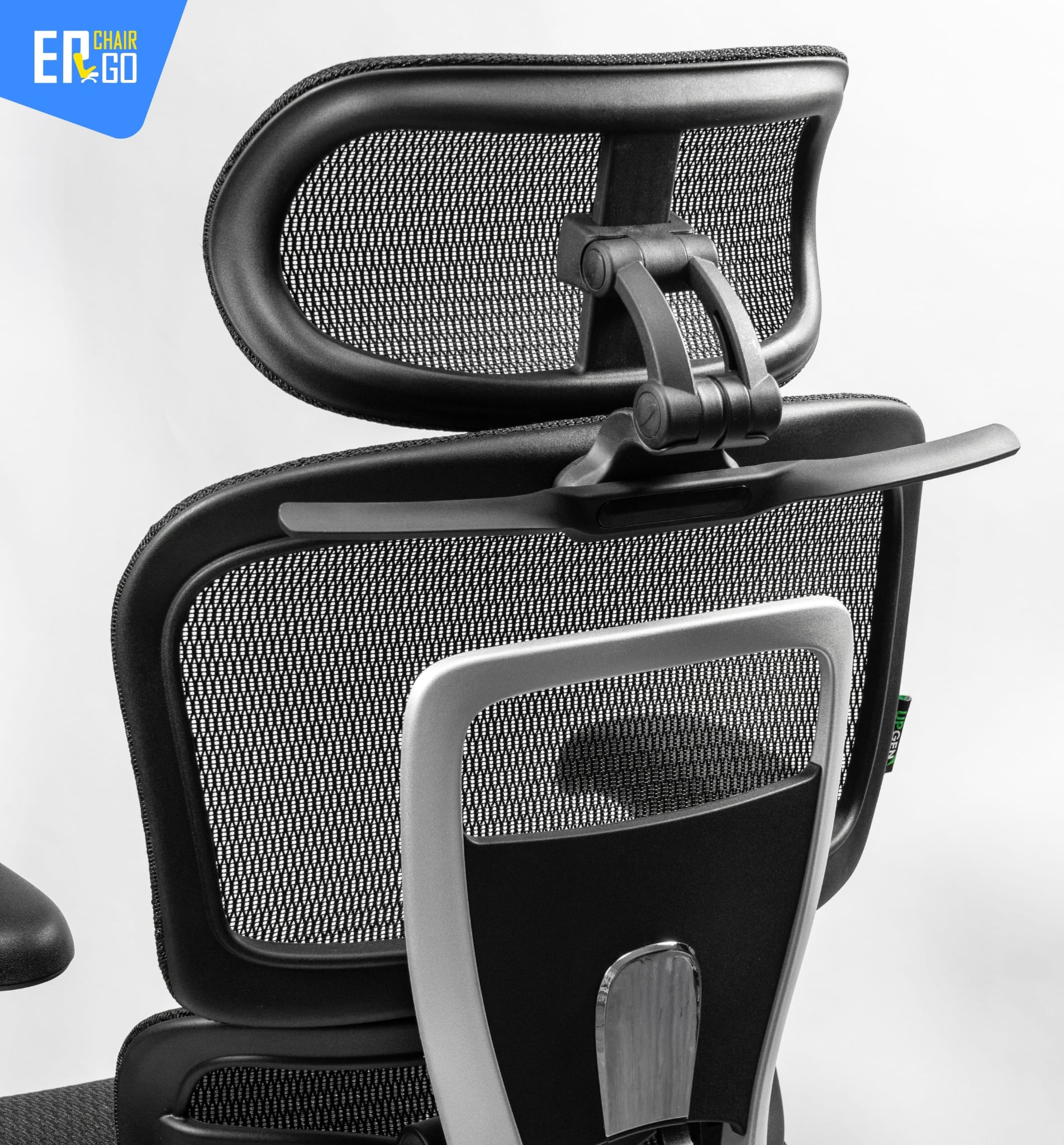 Ghế công thái học Upgen Opus có Khung lưng chia làm 2 phần, ngả 138 độ, nâng hạ 6 cm