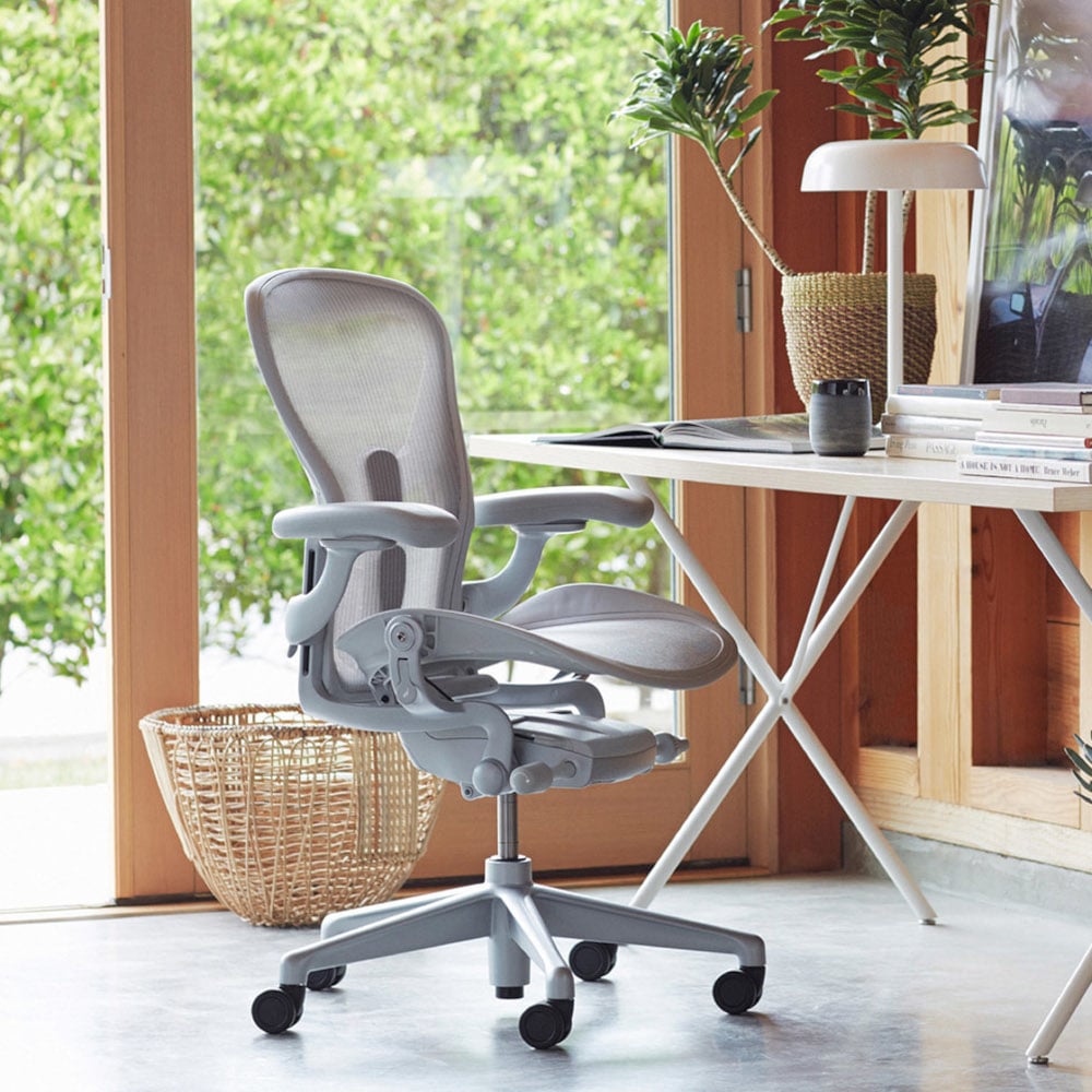 Ghế công thái học Herman Miller Aeron phiên bản Remastered (thương hiệu Mỹ)
