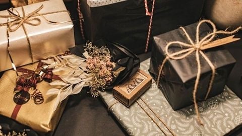 Gợi ý quà sinh nhật cho chồng thiết thực và ý nghĩa nhất