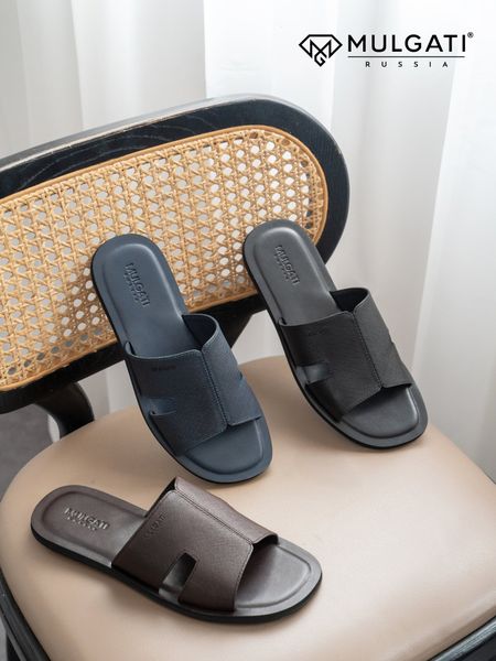 Dép da nam Mulgati JL817H với 3 màu đen thanh lịch, xanh navy hiện đại và coffee sang trọng