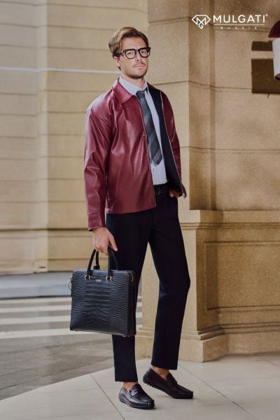 Phối cặp da màu nâu cognac phong cách smart-casual