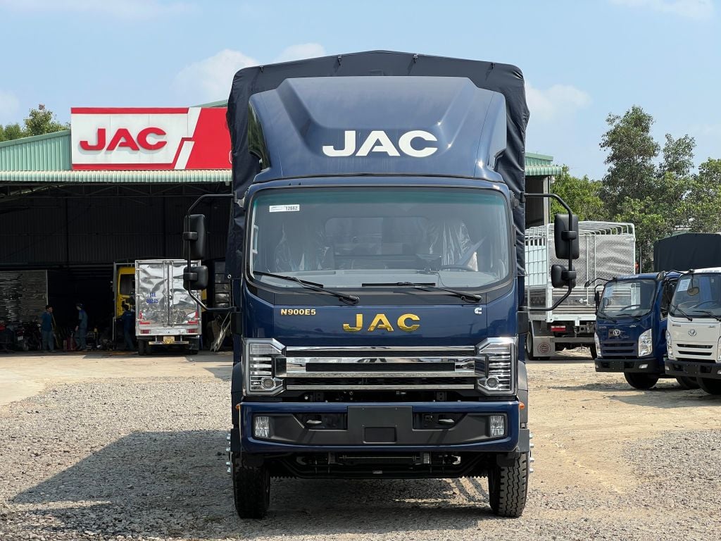 Jac N800 E5 thùng bạt tiêu chuẩn 7.6 mét