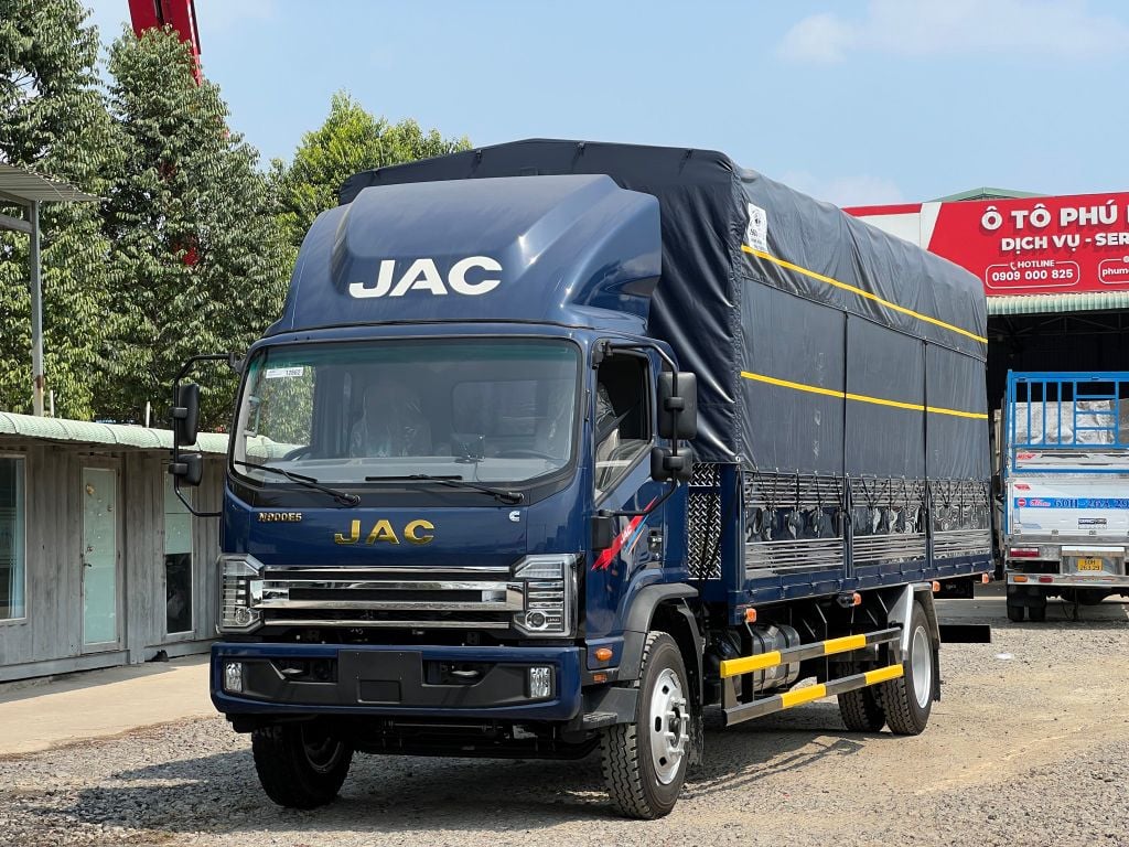 xe tải jac n800 e5