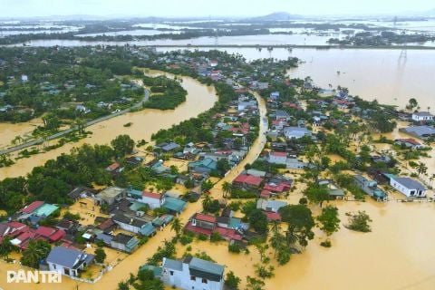 The circulation of typhoon Matmo in Thai Nguyen and compassion for flood-affected communities