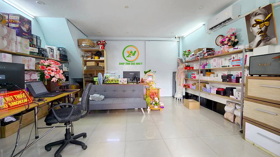 Shop Everest chuyên bán dương vật giả Pretty Love uy tín ở TP.HCM