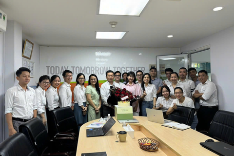 KLE: Xây dựng đội ngũ gắn kết thông qua các buổi mừng sinh nhật và những buổi gặp mặt định kỳ 2023