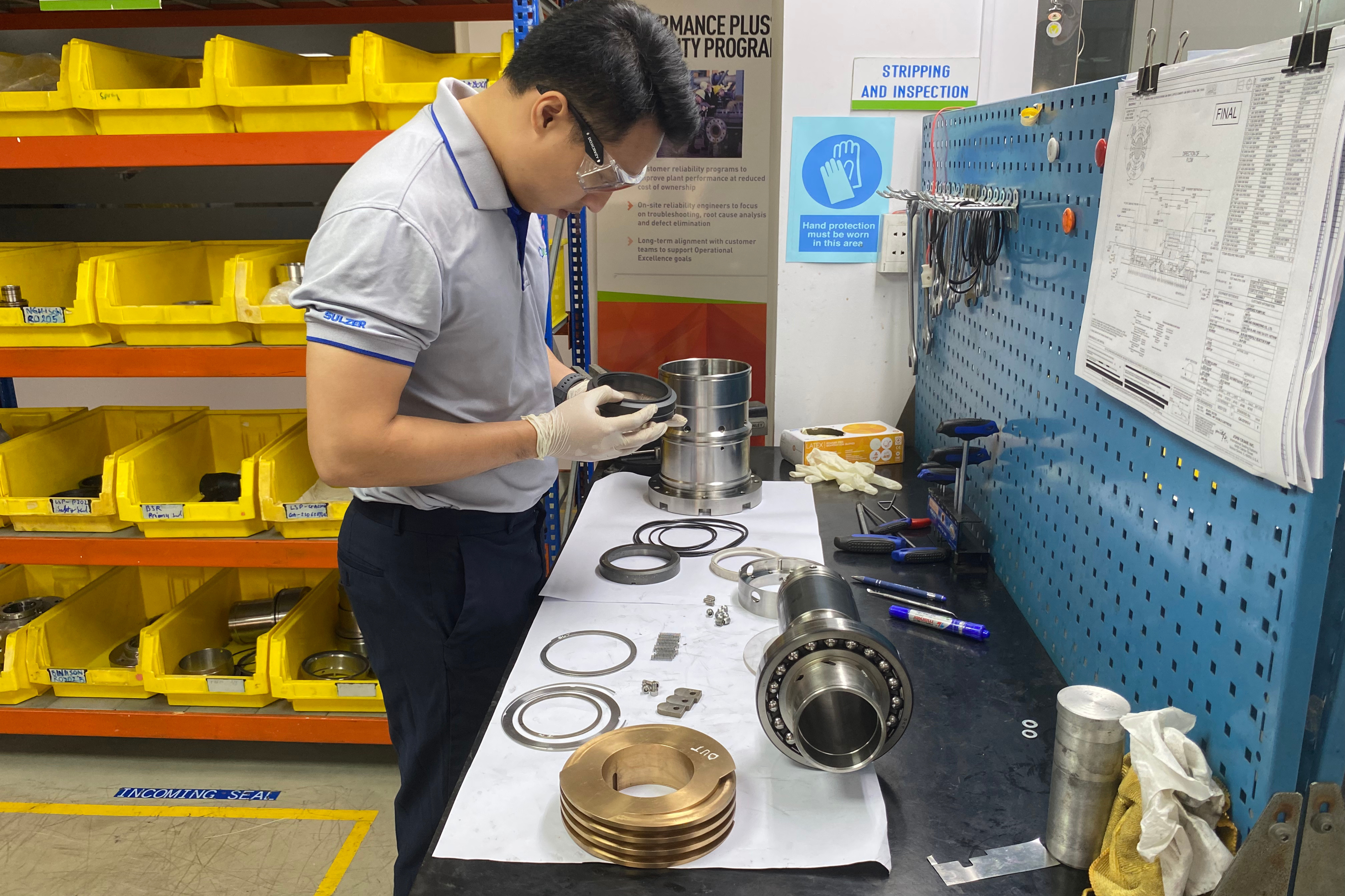 Tháo rã Mechanical Seal