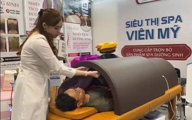 Xông Ngải Hồng Quang là gì? Giải pháp giúp spa dưỡng sinh nâng trải nghiệm và giữ chân khách quay lại